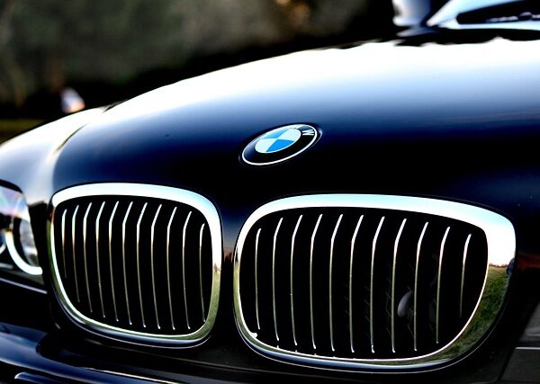 classic-cars-modern-car-fast-car-cars-640x480-25777660.jpeg