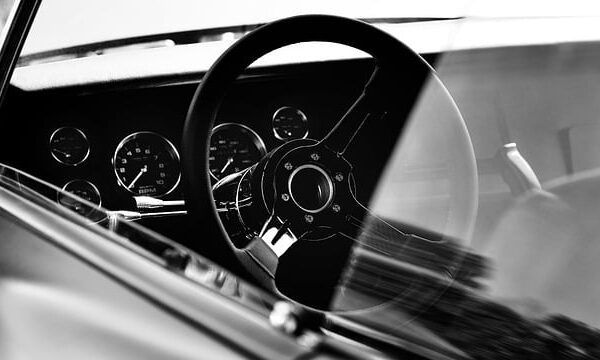 classic-cars-modern-car-fast-car-cars-640x480-46374985.jpeg
