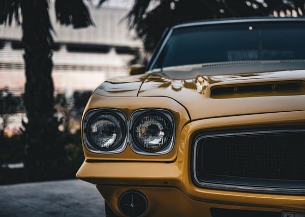 classic-cars-modern-car-fast-car-cars-640x480-4343489.jpeg
