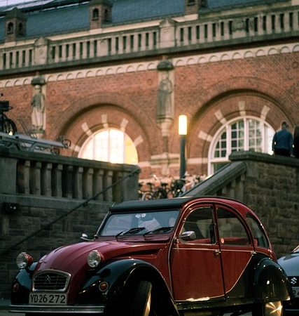 classic-cars-modern-car-fast-car-cars-640x480-19137171.jpeg