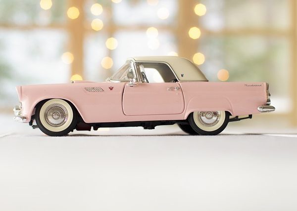 classic-cars-modern-car-fast-car-cars-640x480-73305154.jpeg