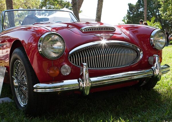 classic-cars-modern-car-fast-car-cars-640x480-12043907.jpeg