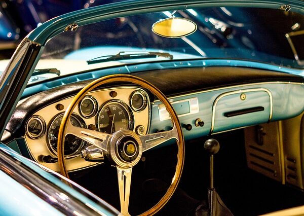 classic-cars-modern-car-fast-car-cars-640x480-129539.jpeg