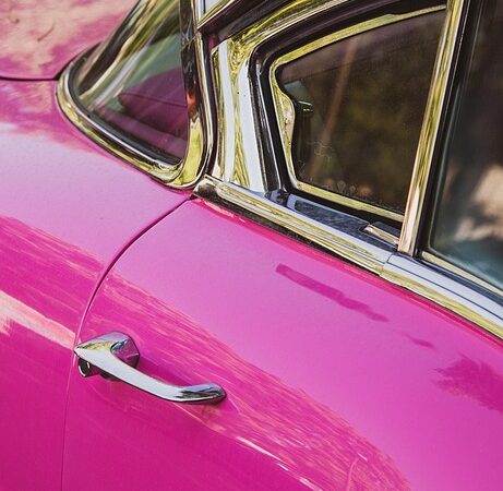 classic-cars-modern-car-fast-car-cars-640x480-77615647.jpeg