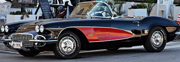 classic-cars-modern-car-fast-car-cars-640x480-79469153.jpeg