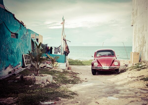 classic-cars-modern-car-fast-car-cars-640x480-99501310.jpeg