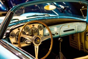 classic-cars-modern-car-fast-car-cars-640x480-98523690.jpeg