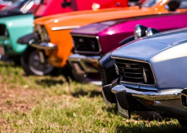 select-car-meets-640x480-67822123.jpeg
