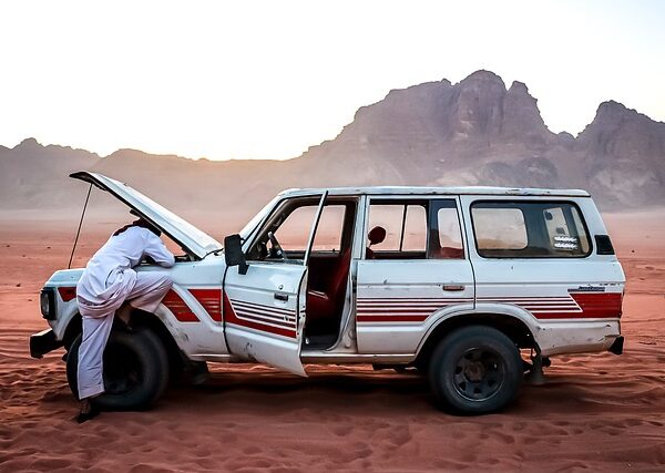 towing-for-breakdowns-640x480-94210971.jpeg