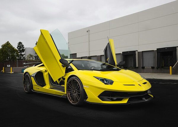 cars-640x480-47975666.jpeg
