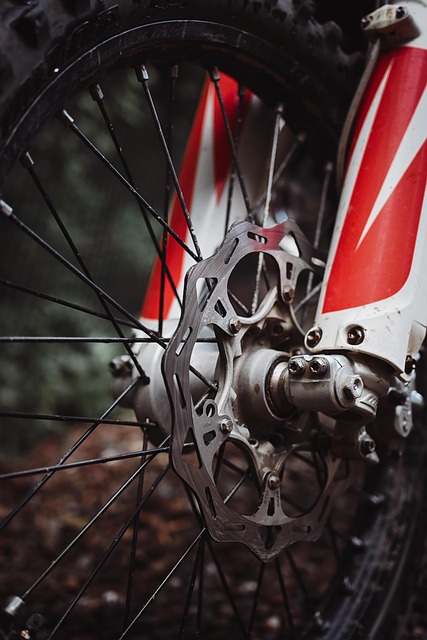 flat-tire-assistance-640x480-29154530.jpeg