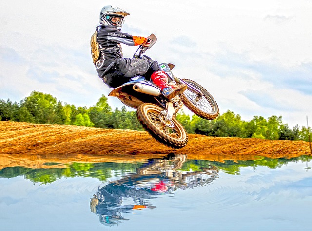 motorcycle-640x480-30403670.jpeg