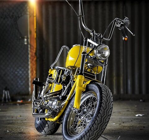 motorcycles-640x480-91095077.jpeg