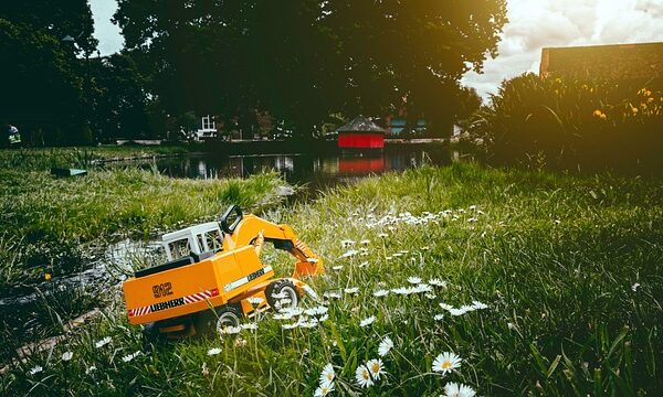 select-all-terrain-vehicles-640x480-93864409.jpeg