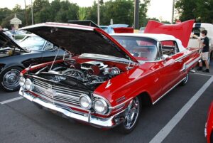 select-classic-car-restoration-640x480-12880238.jpeg