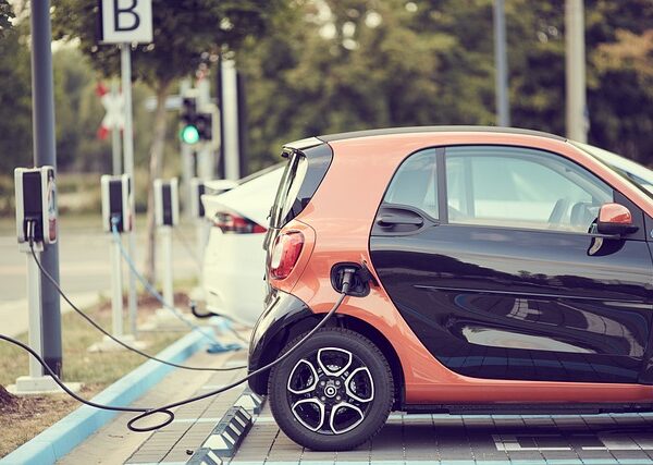 select-ev-charging-stations-640x480-23717911.jpeg