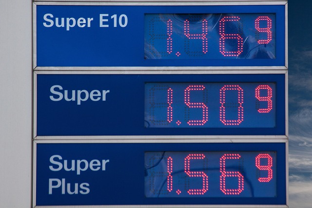 select-gasoline-vehicles-640x480-90360653.jpeg