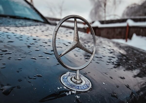 select-german-cars-640x480-66514245.jpeg