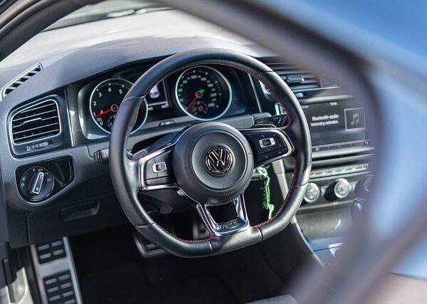 select-german-cars-640x480-93924309.jpeg