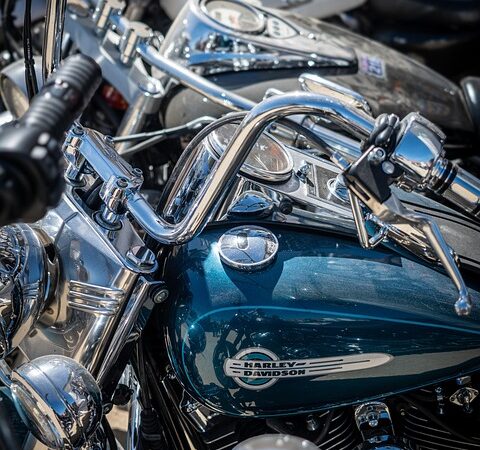 select-motorcycles-640x480-52224525.jpeg