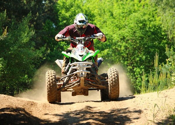 select-off-road-vehicles-640x480-19738505.jpeg