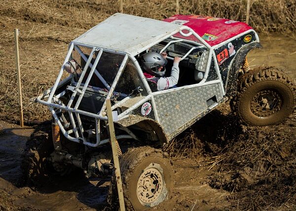 select-off-road-vehicles-640x480-6587568.jpeg