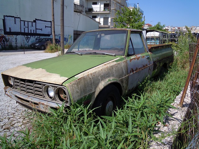 select-pickup-trucks-640x480-24120787.jpeg
