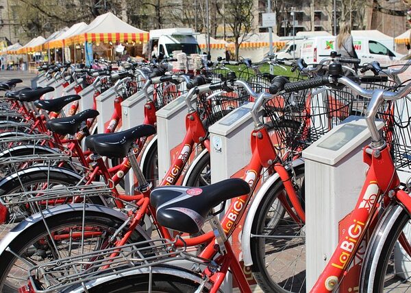 select-sustainable-vehicles-640x480-40993540.jpeg