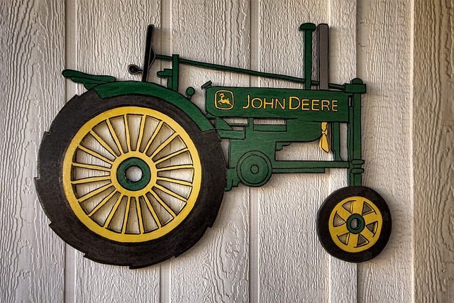 select-tractors-640x480-39412201.jpeg