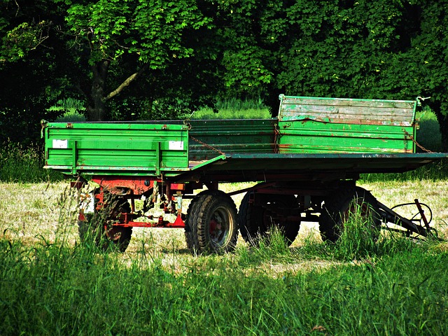 Select Trailers
