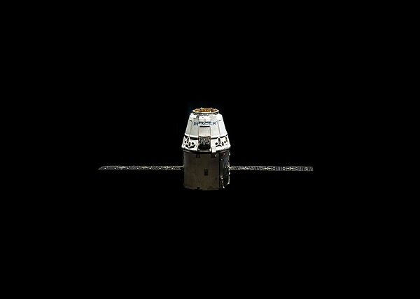 select-vehicle-to-vehicle-communication-640x480-85831540.jpeg