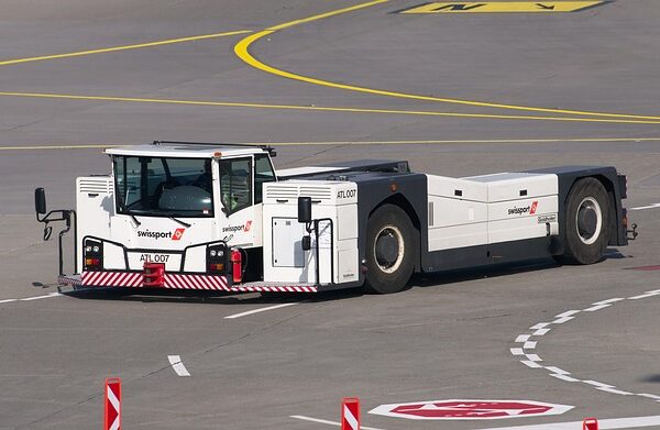 towing-service-640x480-31158762.jpeg