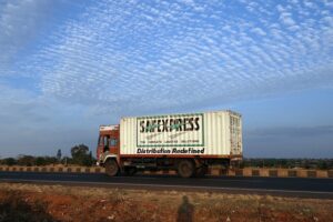 trucks-640x480-49644505.jpeg