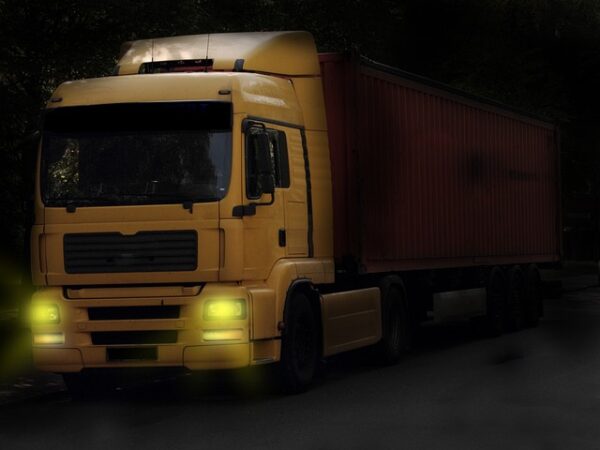 trucks-640x480-66907872.jpeg