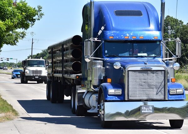 trucks-640x480-75793141.jpeg