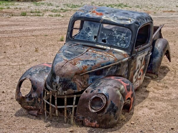 trucks-640x480-96867940.jpeg