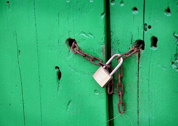 anti-theft-devices-640x480-39733377.jpeg