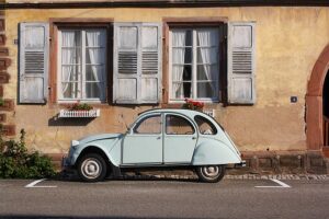 cars-640x480-30963445.jpeg