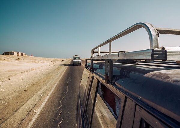 cars-640x480-38070392.jpeg