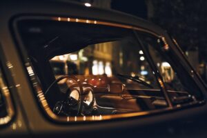 cars-640x480-68265710.jpeg