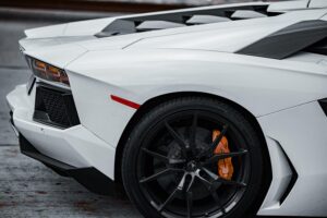 cars-640x480-77508367.jpeg