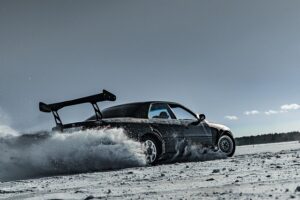 cars-640x480-80958788.jpeg