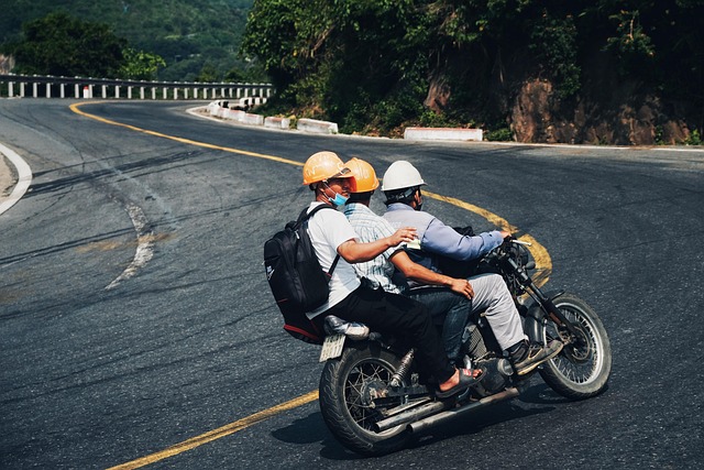 motorcycle-640x480-26691770.jpeg
