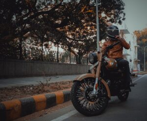 motorcycle-640x480-73568550.jpeg