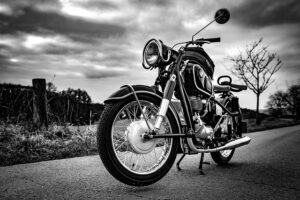 motorcycle-640x480-88144194.jpeg