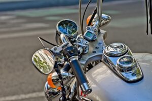 motorcycle-640x480-94089914.jpeg