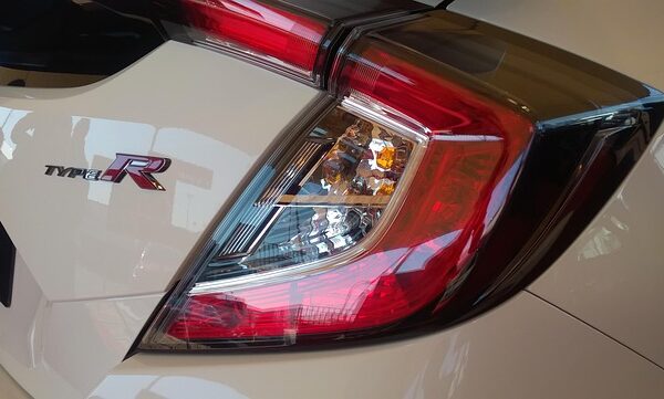 select-auto-financing-640x480-80659641.jpeg