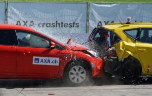 select-car-insurance-640x480-23826414.jpeg