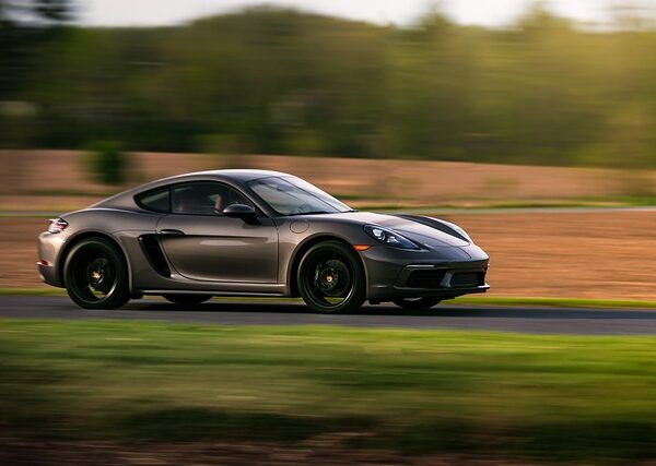 select-car-photography-640x480-18213227.jpeg