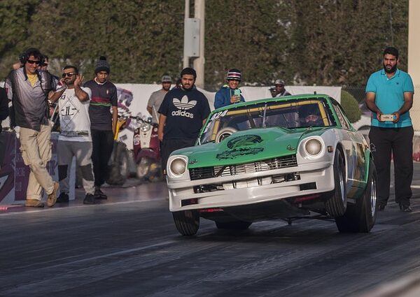 select-drag-racing-640x480-13663722.jpeg